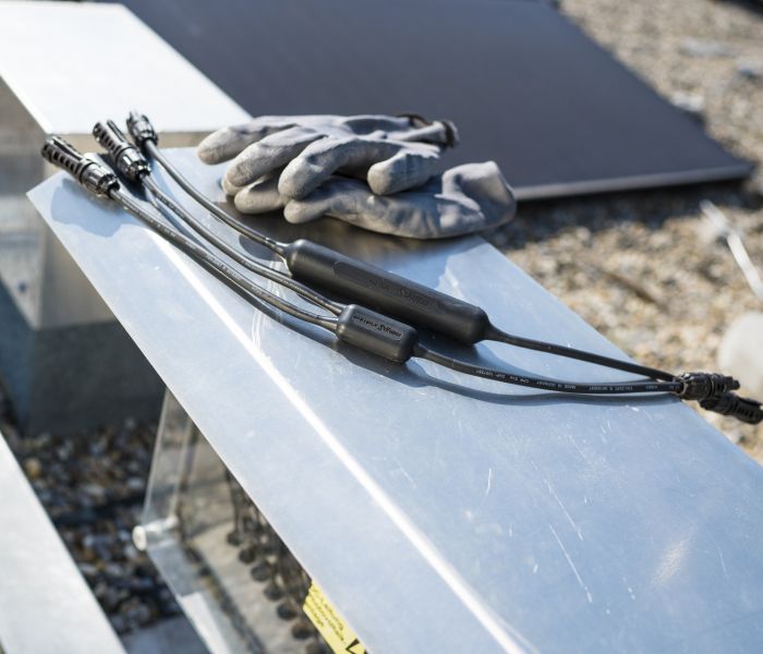 Neue Produkte für maximale PV-Sicherheit: MC4 eBOS erweitert Portfolio (Foto: Stäubli Electrical Connectors AG)