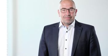 ARNOLD UMFORMTECHNIK: Nachhaltige Verbindungselemente und umweltfreundliche (Foto: THOMAS B. JONES)