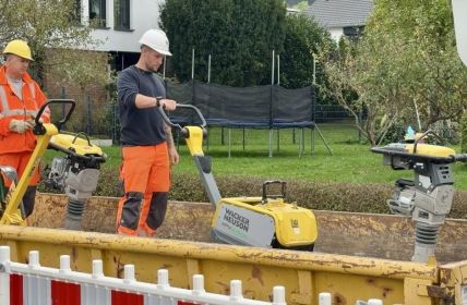 LEONHARD WEISS setzt auf vollelektrische Baumaschinen in (Foto: LEONHARD WEISS)